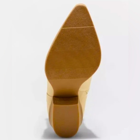 💥SALE💥 Women's Kay Western Boots - Universal Thread™ Off-White 8.5 - Picture 4 of 4